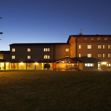 Hotel Naonis Cordenons Buitenkant foto